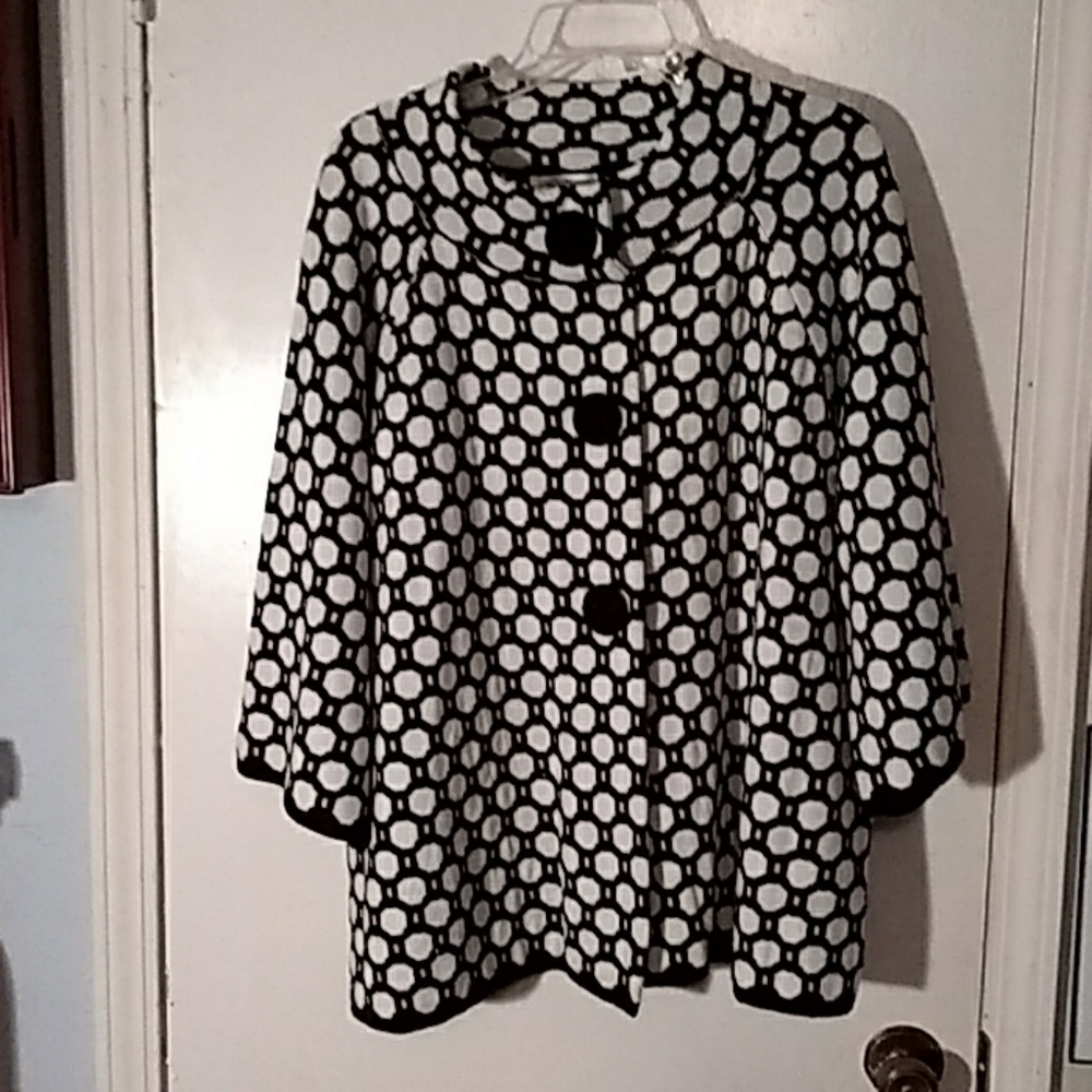EUC John Paul Richard blk/wht print sweater jkt 3X